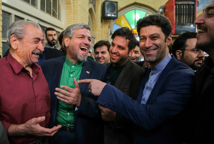 (تصاویر) مقامات و شخصیت ها پای صندوق رای (تصاویر) مقامات و شخصیت ها پای صندوق رای