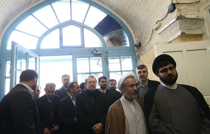 (تصاویر) مقامات و شخصیت ها پای صندوق رای (تصاویر) مقامات و شخصیت ها پای صندوق رای