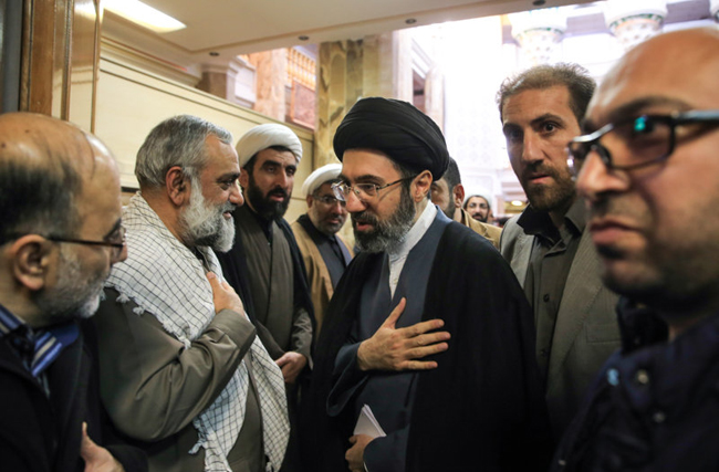 (تصاویر) مراسم ختم فرجالله سلحشور (تصاویر) مراسم ختم فرجالله سلحشور