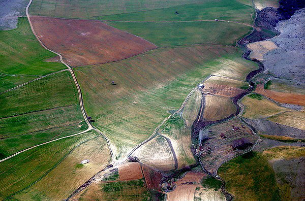 تصاویر هوایی از طبیعت بهاری کردستان تصاویر هوایی از طبیعت بهاری کردستان