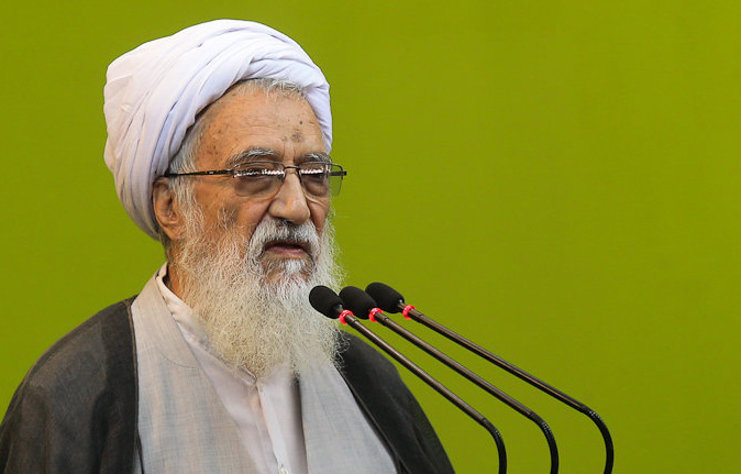 برخی با بدحجابی و کشف حجاب به نظام دهن کجی می کنند