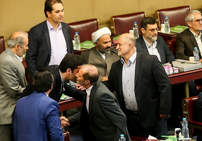 (تصاویر) اولین گردهمایی منتخبان مجلس دهم (تصاویر) اولین گردهمایی منتخبان مجلس دهم