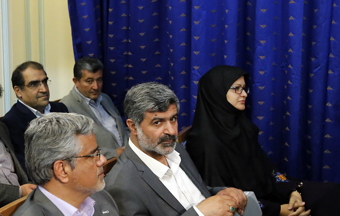 (تصاویر) مینو خالقی در دیدار با روحانی