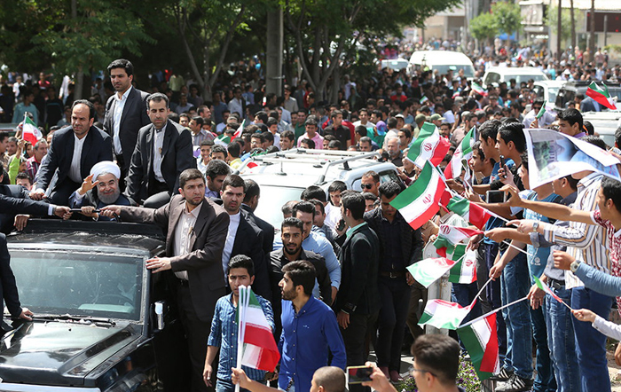 (تصاویر) استقبال از روحانی در کرمان (تصاویر) استقبال از روحانی در کرمان