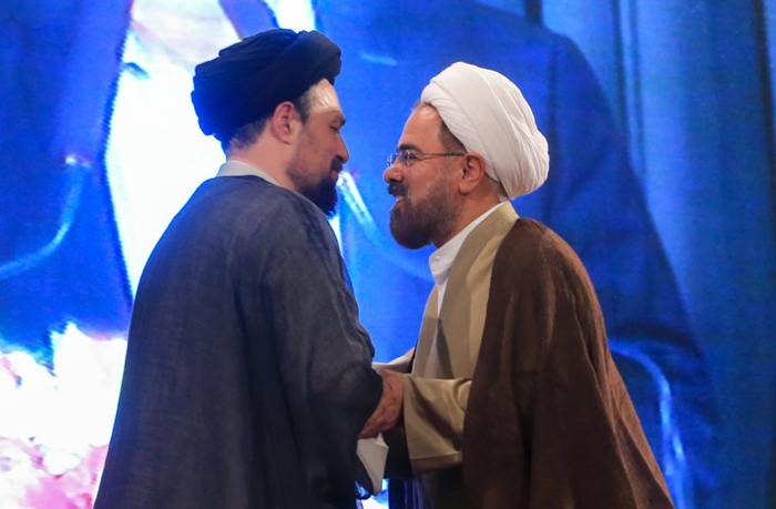 (تصاویر) رونمایی از کتاب تازه سید حسن خمینی (تصاویر) رونمایی از کتاب تازه سید حسن خمینی