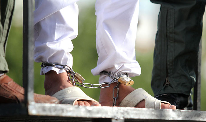 (تصاویر) اعدام قاتل طلافروش در مشهد (تصاویر) اعدام قاتل طلافروش در مشهد