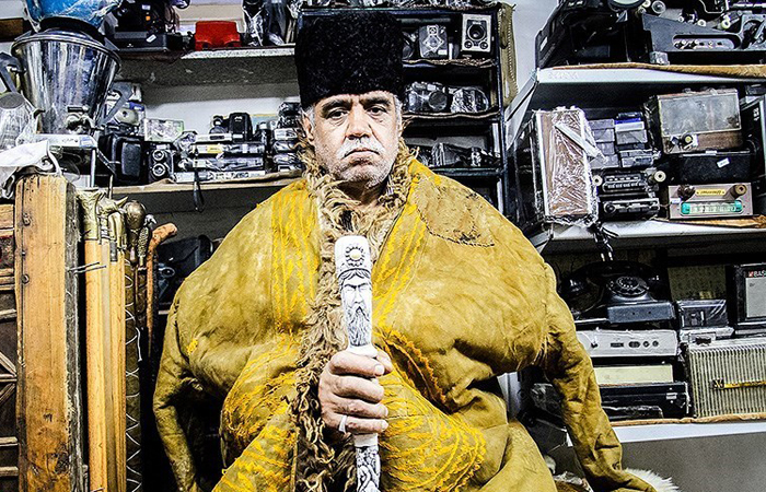 (تصاویر) موزهای در خانه مرد همدانی (تصاویر) موزهای در خانه مرد همدانی