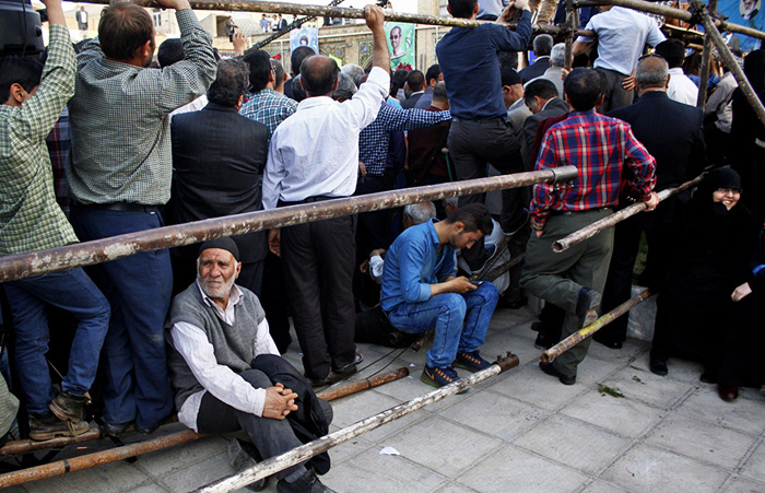 (تصاویر) سخنرانی احمدی نژاد در زنجان (تصاویر) سخنرانی احمدی نژاد در زنجان