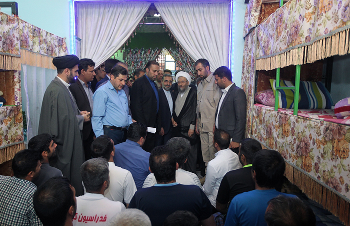 (تصاویر) بازدید آملی لاریجانی از کهریزک (تصاویر) بازدید آملی لاریجانی از کهریزک