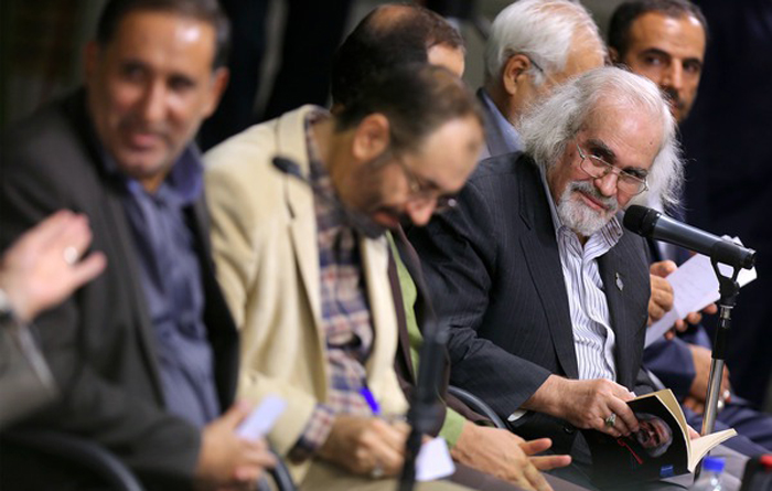 (تصاویر) دیدار شاعران با رهبرانقلاب (تصاویر) دیدار شاعران با رهبرانقلاب