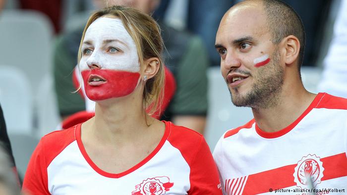 (تصاویر) زوجهای عاشق فوتبال در یورو 2016 (تصاویر) زوجهای عاشق فوتبال در یورو 2016