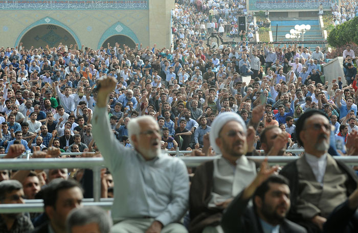 (تصاویر) نماز عید فطر به امامت رهبر انقلاب (تصاویر) نماز عید فطر به امامت رهبر انقلاب