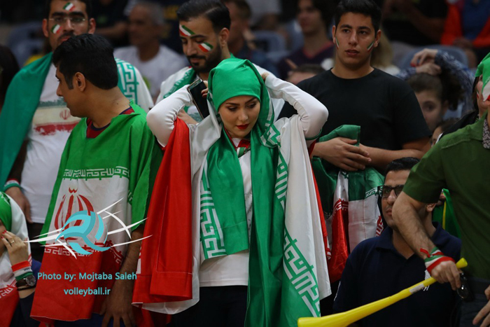 (تصاویر) حواشی پیروزی والیبال ایران بر مصر (تصاویر) حواشی پیروزی والیبال ایران بر مصر