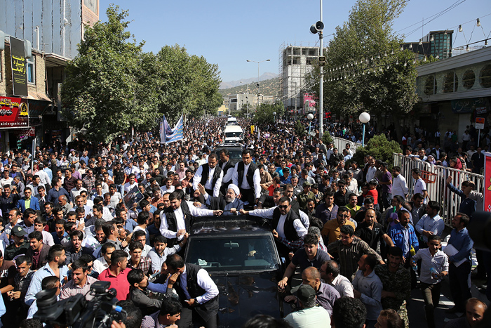(تصاویر) استقبال از روحانی در یاسوج (تصاویر) استقبال از روحانی در یاسوج