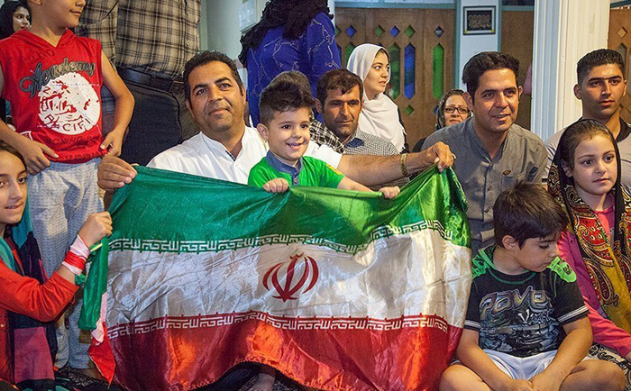 (تصاویر) لحظات پرالتهاب خانواده خالوندی (تصاویر) لحظات پرالتهاب خانواده خالوندی