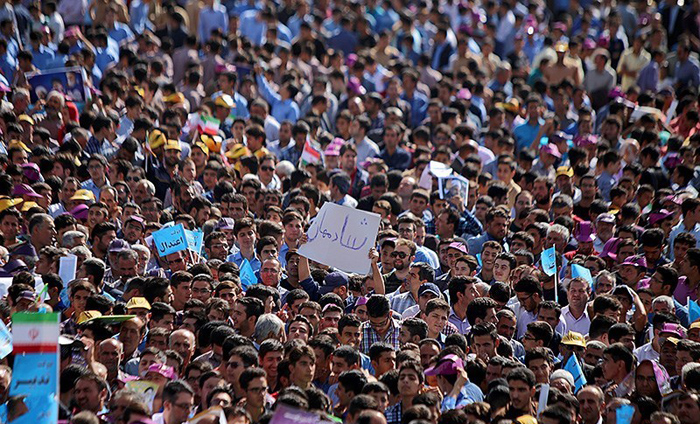 (تصاویر) استقبال از روحانی در قزوین (تصاویر) استقبال از روحانی در قزوین