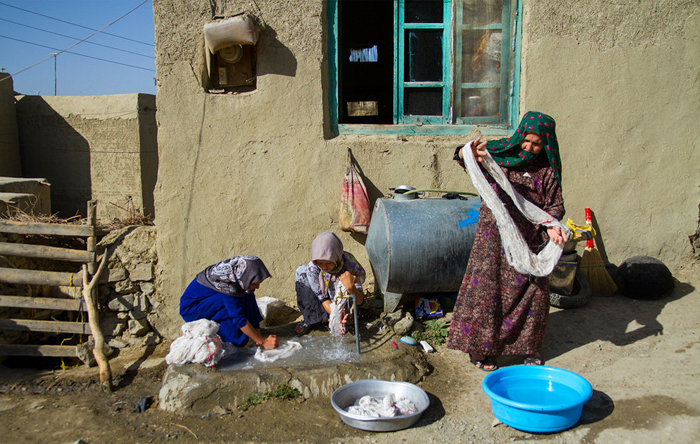 (تصاویر) زنان پنجه طلا