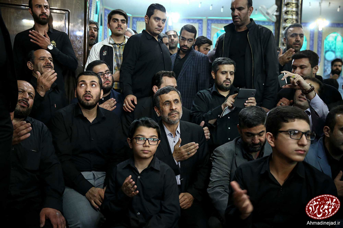 (تصاویر) احمدینژاد در سالگرد شهید مدافع حرم (تصاویر) احمدینژاد در سالگرد شهید مدافع حرم