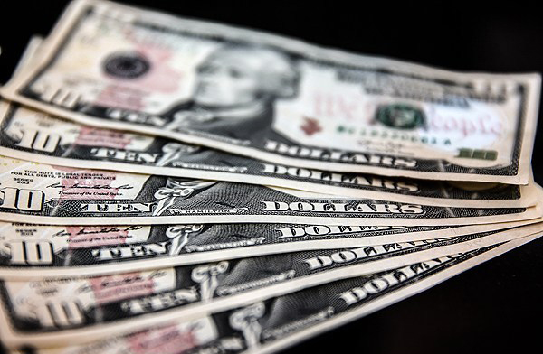 (تصاویر) بازار ارز تهران در روز پیروزی ترامپ