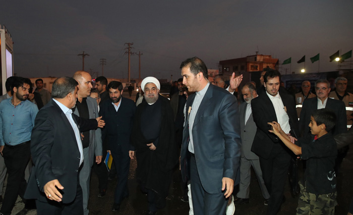 (تصاویر) روحانی زائران اربعین را بدرقه کرد (تصاویر) روحانی زائران اربعین را بدرقه کرد
