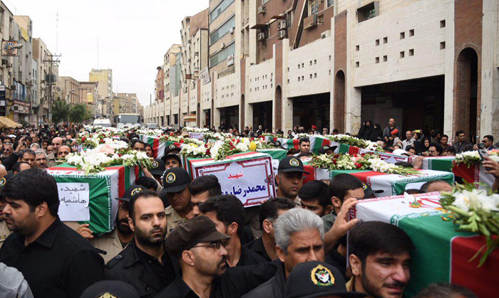 تشییع 33جان باخته حادثه قطار در تبریز تشییع 33جان باخته حادثه قطار در تبریز