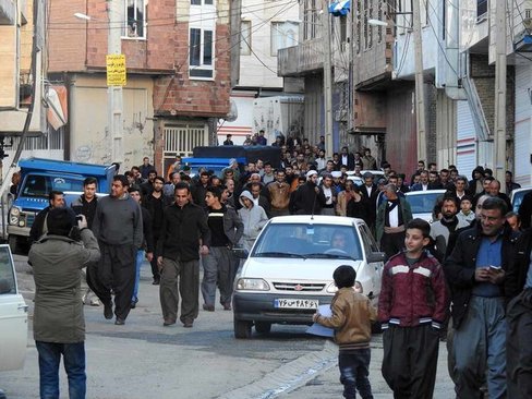 (تصاویر) استقبال باشکوه از سرباز فداکار