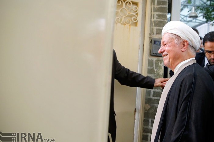 (تصاویر) هاشمی از سال 84 تاکنون