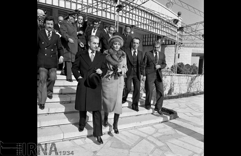(تصاویر) فرار شاه از ایران (تصاویر) فرار شاه از ایران