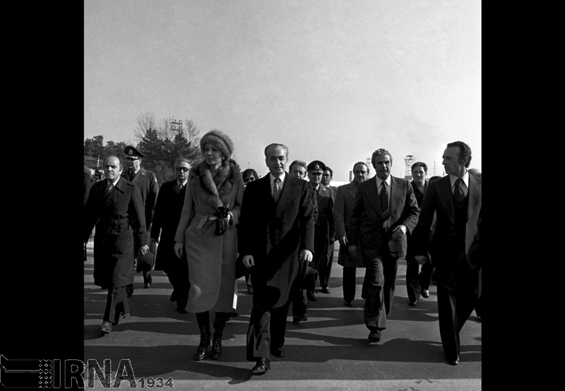 (تصاویر) فرار شاه از ایران (تصاویر) فرار شاه از ایران