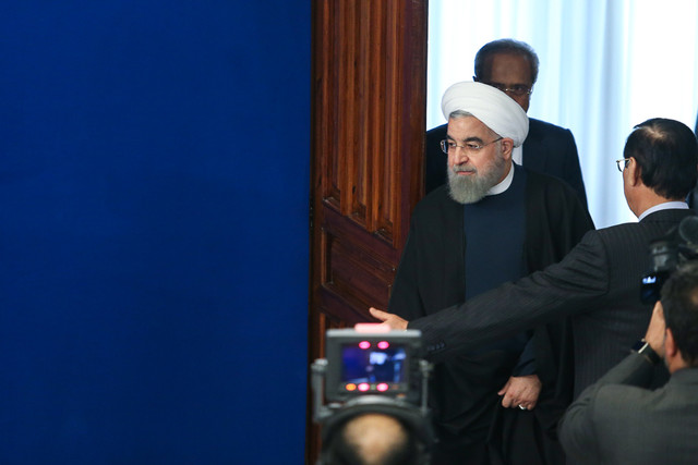 ما را با شورای نگهبان دعوا نیاندازید/ عده ای دوست دارند سوار هواپیمای کهنه شوند ما را با شورای نگهبان دعوا نیاندازید/ عده ای دوست دارند سوار هواپیمای کهنه شوند