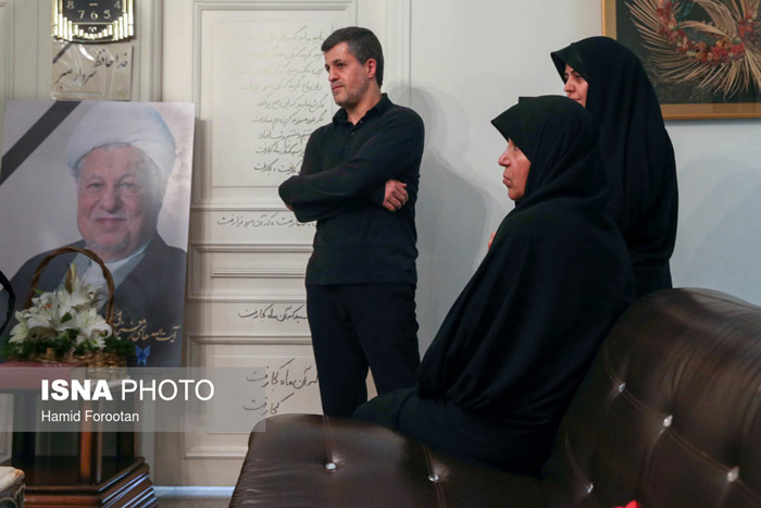 (تصاویر) مسجدجامعی در منزل آیتاللههاشمی (تصاویر) مسجدجامعی در منزل آیتاللههاشمی
