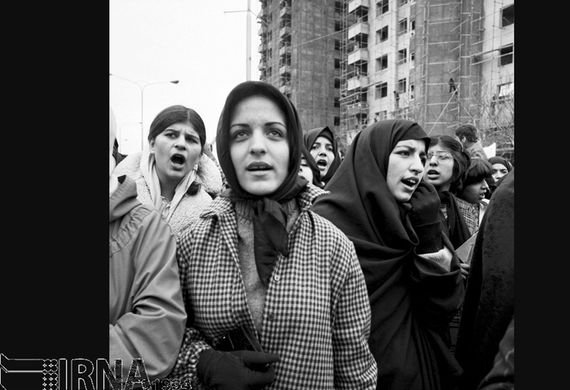 (تصاویر) راهپیمایی در حمایت از دولت بازرگان