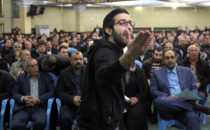 (تصاویر) جلسه هیات امناء پلاسکو با مالکان (تصاویر) جلسه هیات امناء پلاسکو با مالکان