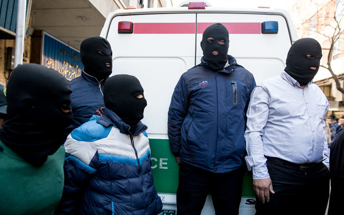 (تصاویر) بازسازی سرقت مسلحانه از صرافی (تصاویر) بازسازی سرقت مسلحانه از صرافی