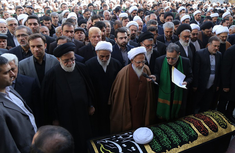 (تصاویر) مراسم تشییع حجتالاسلام قرهی (تصاویر) مراسم تشییع حجتالاسلام قرهی