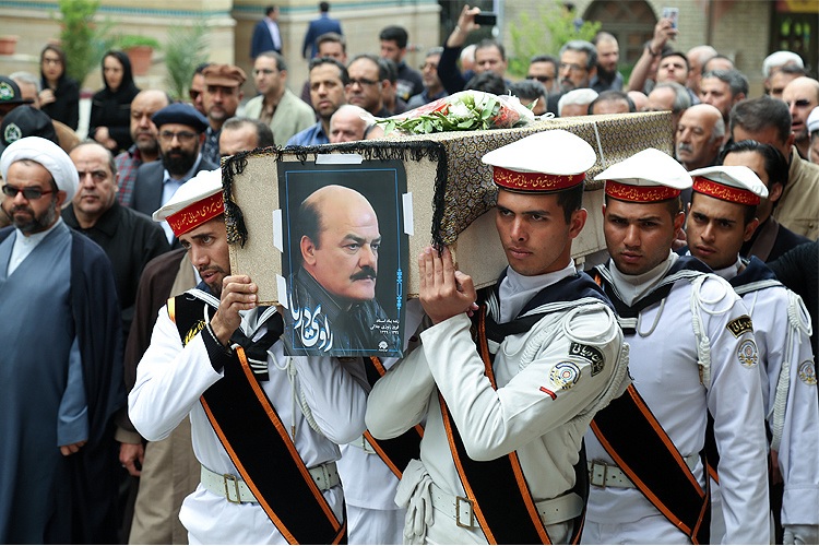 (تصاویر) مراسم تشییع پیکر فیروز زنوزی جلالی (تصاویر) مراسم تشییع پیکر فیروز زنوزی جلالی