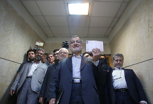 نامزدهای مشهور چگونه ثبتنام کردند؟ نامزدهای مشهور چگونه ثبتنام کردند؟