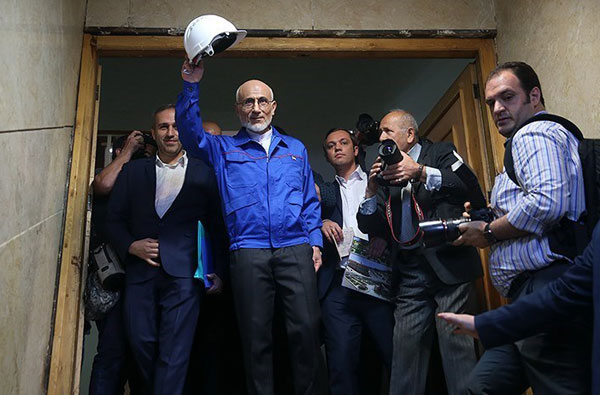 نامزدهای مشهور چگونه ثبتنام کردند؟ نامزدهای مشهور چگونه ثبتنام کردند؟