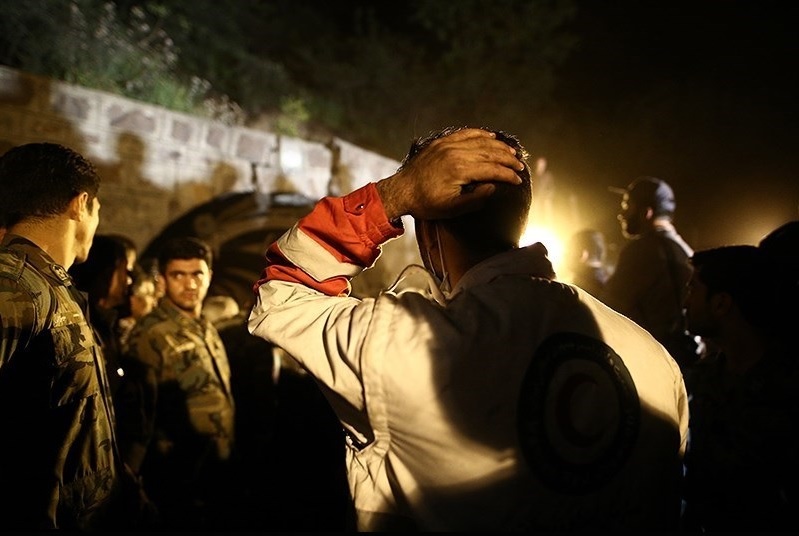 (تصاویر) خارج کردن پیکر جانباختگان حادثه ریزش معدن (تصاویر) خارج کردن پیکر جانباختگان حادثه ریزش معدن