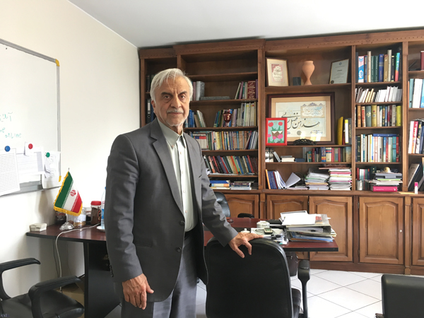 شوخی‌هاشمی‌طبا با قالیباف:۱ماهه،۱میلیون اشتغال‌زایی می‎کنم!