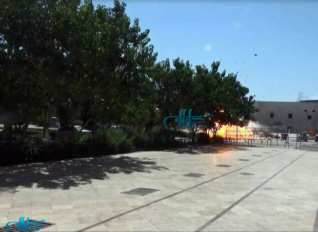 (تصاویر) انفجار انتحاری در محوطه حرم امام(ره) (تصاویر) انفجار انتحاری در محوطه حرم امام(ره)