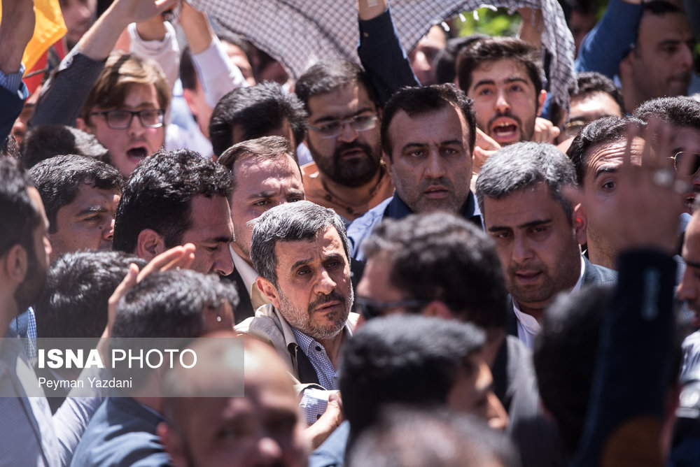 (تصاویر) احمدینژاد در راهپیمایی روز قدس (تصاویر) احمدینژاد در راهپیمایی روز قدس