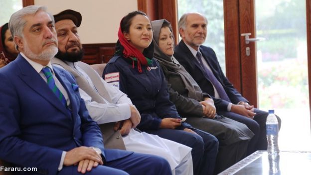 (تصاویر) سنت شکنی یک دختر افغان (تصاویر) سنت شکنی یک دختر افغان
