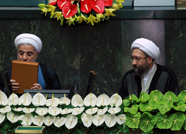 چه کسانی در مراسم تحلیف روحانی حضور مییابند؟ چه کسانی در مراسم تحلیف روحانی حضور مییابند؟