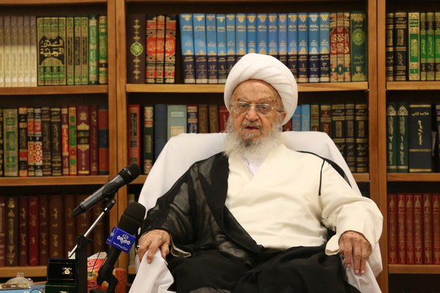 آیتالله مکارم: پهنای باند فضای مجاری خارجی محدود شود آیتالله مکارم: پهنای باند فضای مجاری خارجی محدود شود