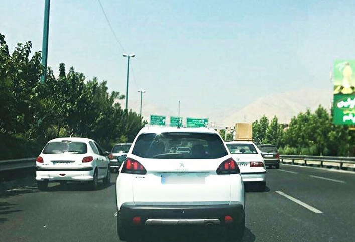 (تصویر) پژو 2008 با پلاک ملی در تهران (تصویر) پژو 2008 با پلاک ملی در تهران