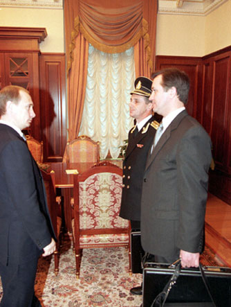 با خودروی پوتین آشنا شوید