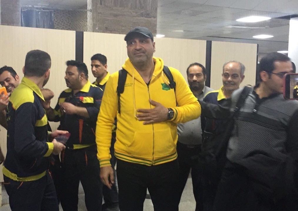 بمب روحیه آبادانی‌ها به اردوی صنعت رسید