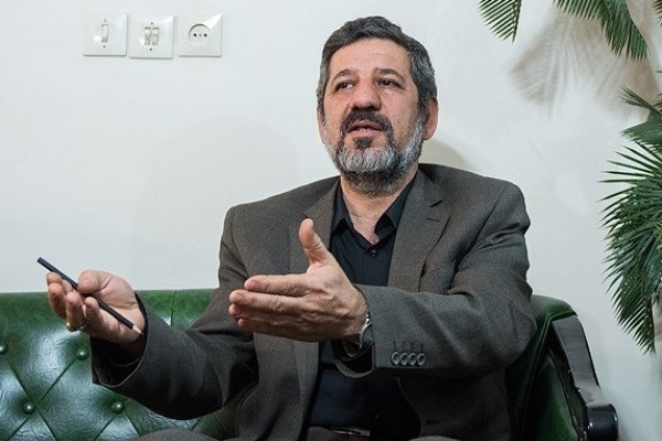 جدال میان جامعه‌شناسان و سیاسیون