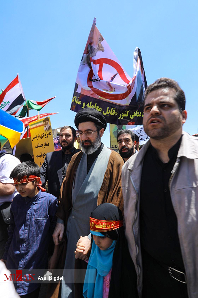 تصاویری از حضور فرزندان رهبر انقلاب در راهپیمایی روز قدس